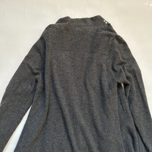 Saks Fifth avenue gray 100% cashmere crystal beaded Sweater open Cardigan size M - Picture 11 of 14